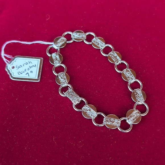 Sarah Coventry Jewelry - Sarah Coventry Silver Tone Flower Garden Link Bracelet